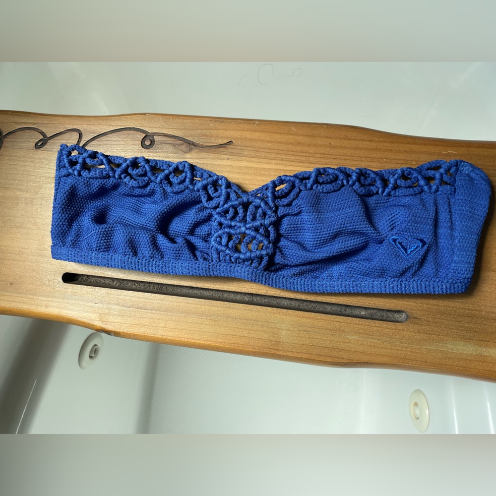Roxy bandeau swim top. Size L. Royal blue color